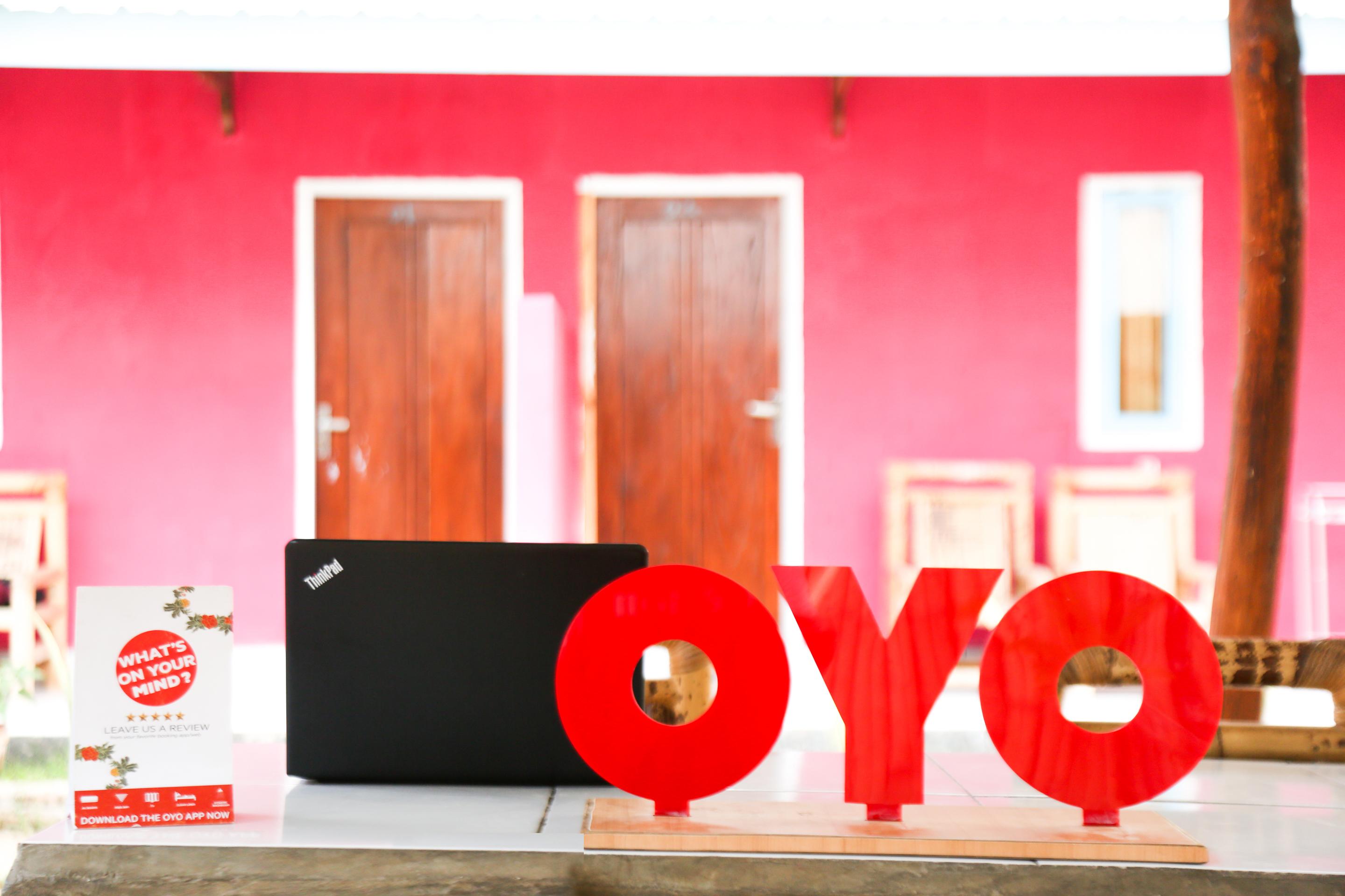 Oyo 1662 Zury Homestay Kuta  Kültér fotó