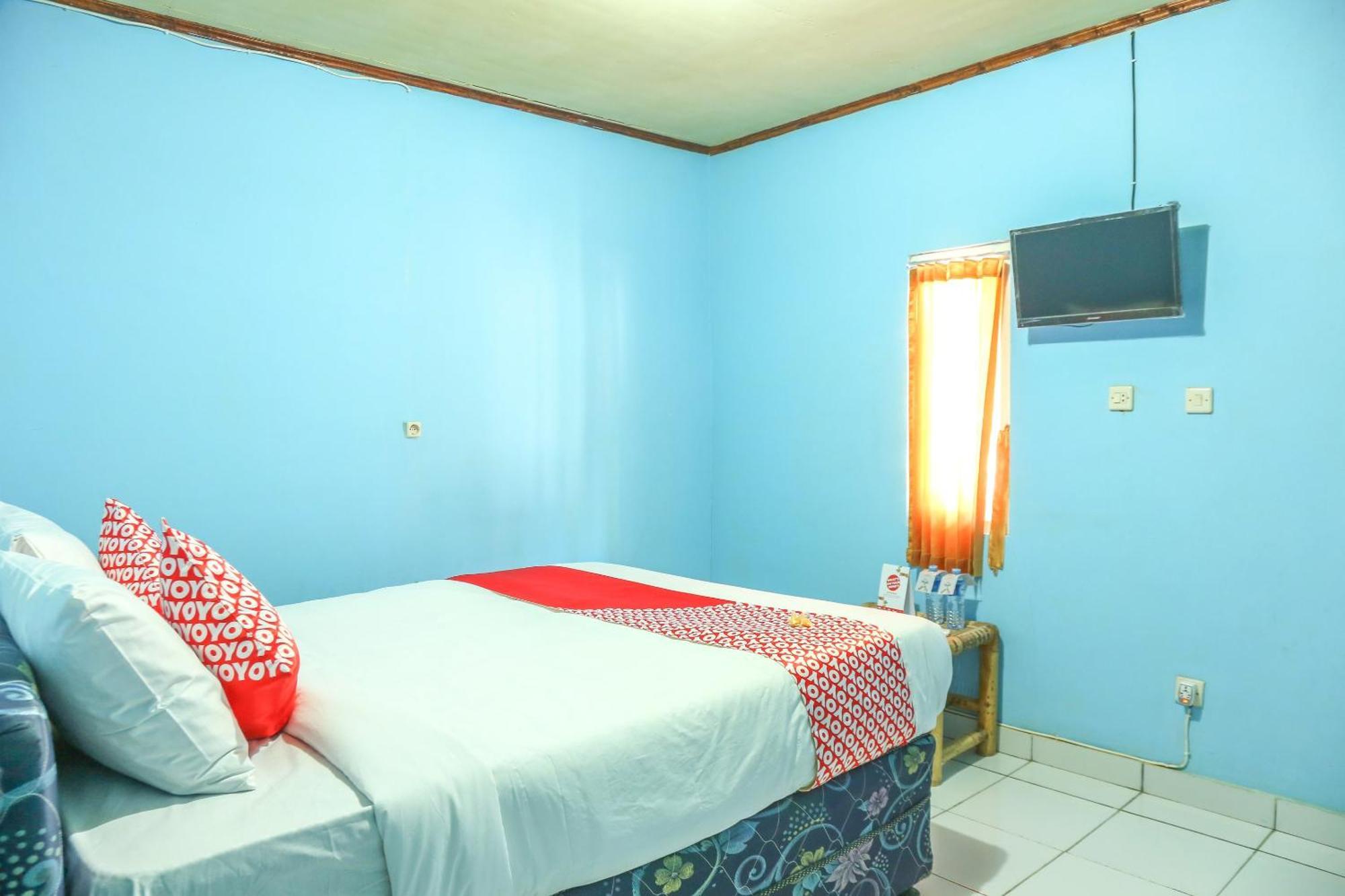 Oyo 1662 Zury Homestay Kuta  Kültér fotó